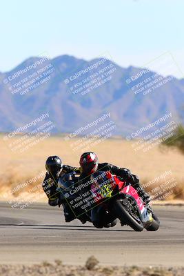 media/Jan-08-2022-SoCal Trackdays (Sat) [[1ec2777125]]/Turn 4 (1145am)/